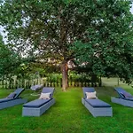 Bassotta, A Charming Villa *