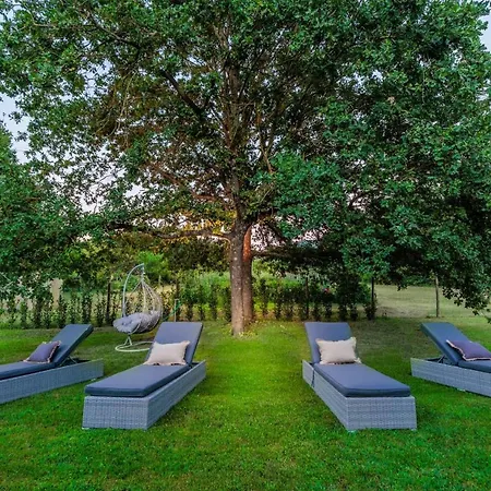 Bassotta, A Charming Villa *