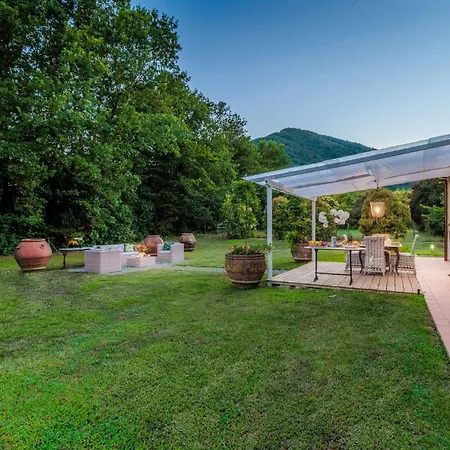 Villa Bassotta, A Charming *